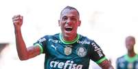 Breno Lopes comemora gol Foto: Ricardo Moreira/Getty Images / Esporte News Mundo