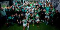 Jogadores celebraram vitória Foto: Fernando Alves/ECJ / Esporte News Mundo