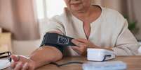 Entenda como medir a pressão arterial e quais os níveis saudáveis  Foto: Shutterstock / Saúde em Dia