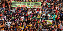 Milhares de indígenas marcham em Brasília  Foto: Marcelo Camargo/Agência Brasil