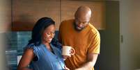 Nem todos os tipos de chás podem ser consumidos pelas mulheres grávidas  Foto: Monkey Business Images | Shutterstock / Portal EdiCase