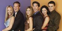 Os personagens Phoebe, Chandler, Rachel, Ross, Monica e Joey, de 'Friends'.  Foto: Warner/Divulga&ccedil;&atilde;o / Estad&atilde;o