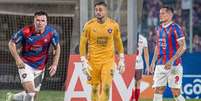  Foto: DANIEL DUARTE/AFP via Getty Images - Legenda: Jean é goleiro e jogador importante do Cerro, rival do Fluminense nesta quinta (25) / Jogada10