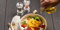 Salada refrescante  Foto: Natalya Ugryumova | Shutterstock / Portal EdiCase