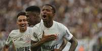 Corinthians desmantela 'Dinizismo' e bate o Fluminense com golaços de Wesley  Foto: Renato Gizzi/Estadão Conteúdo