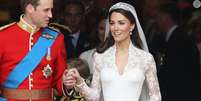 Vestido de noiva de Kate Middleton conta com diversos segredos.  Foto: Getty Images / Purepeople