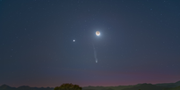 Urano, Júpiter, cometa 12P e a Lua na fase crescente (Imagem: Reprodução/Juan Carlos Casado (Starry Earth, TWAN) Foto: Canaltech