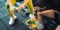 Atletas amadores também devem comer bem! Vejas dicas de alimentação  Foto: Shutterstock / Saúde em Dia