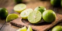 Limão é considerado a fruta mais saudável do mundo segundo estudo Foto: iStock
