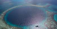 Taam Ja' Blue Hole está localizado na Baía de Chetumal, na costa sudeste da Península de Yucatán, no México. Foto: Reprodução/Redes Sociais