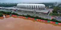 Estádio e centro de treinamento do Inter foram alagados em Porto Alegre Foto: Getty Images