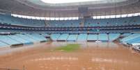 CHUVA1 - PORTO ALEGRE 4/5/2024 - ESTRAGOS / CHUVA / CHEIA - CIDADES - Enchente em Porto Alegre invade gramado da Arena do Grêmio. FOTO @rdgrenal via Twitter Foto: @rdgrenal via Twitter / Estadão