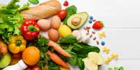 Emagrecem e afastam doenças: conheça 6 tipos de alimentos da dieta funcional  Foto: Shutterstock / Saúde em Dia