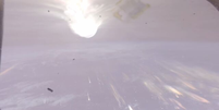 Pedaços de material perdido durante a reentrada da Orion (Imagem: Reprodução/NASA)  Foto: Canaltech