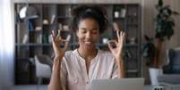 Saber gerenciar o estresse melhora a forma com que os empregados e empregadores lidam com as dificuldades Foto: fizkes | Shutterstock / Portal EdiCase