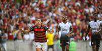 Pedro, em vitória do Flamengo contra o Corinthians.   Foto: Marcelo Cortes/CRF. / Esporte News Mundo