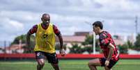 Vágner Love treina pelo Dragão Foto: Divulgação/Atlético-GO / Esporte News Mundo