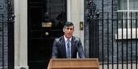 Primeiro-ministro britânico, Rishi Sunak, anuncia pedido de antecipação de eleições gerais  Foto:  REUTERS/Maja Smiejkowska