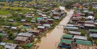 Casas afetadas por enchentes  Foto: Pexels | Banco de imagem gratuito