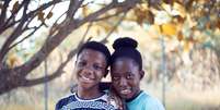 Crianças e jovens negros, com irmãos e quanto maior a idade são os que menos interessam aos adotantes Foto: Hope Rebecca