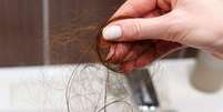Dengue: infecção pode levar a queda de cabelo  Foto: Shutterstock / Saúde em Dia