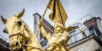 Estátua de Joana d'Arc em Paris, França  Foto: Flory/iStock