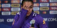  Foto: Lívia Villas Boas / CBF - Legenda: Marta durante a coletiva / Jogada10