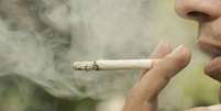 Estudo aponta alterações que o cigarro pode causar na boca; veja quais são  Foto: Shutterstock / Saúde em Dia