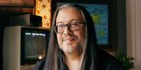 John Romero é uma das figuras mais importantes da história da indústria de games  Foto: Reprodução / Ellius Grace / The Wall Street Journal