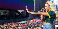Pabllo Vittar na Parada LGBTQIA+   Foto: Brazil News / Elas no Tapete Vermelho