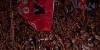 Foto: Paula Reis/Flamengo - Legenda: Torcida do Flamengo no Maracanã / Jogada10