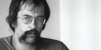 Curitibano Paulo Leminski (1944-1989) é considerado um poeta pop  Foto: Dico Kremer / BBC News Brasil