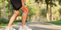 Condições associadas aos estalos nos joelhos  Foto: Shutterstock / Sport Life