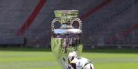  Foto: Alexandra Beier/AFP via Getty Images - Legenda: Eurocopa come&ccedil;a nesta sexta-feira / Jogada10