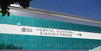 Ana foi levada ao Hospital Municipal Evandro Freire  Foto: Prefeitura Rio de Janeiro
