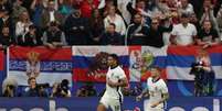  Foto:  ADRIAN DENNIS/AFP via Getty Images - Legenda: Craque do Real, Bellingham marcou o primeiro gol da Inglaterra na Eurocopa / Jogada10