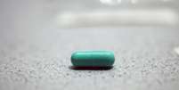 Pesquisadores debatem os motivos que levaram à votação contrária ao tratamento de TEPT combinando psicoterapia e MDMA em comitê da FDA americana  Foto: Getty Images / BBC News Brasil