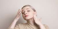 Especialista dá dicas para evitar o envelhecimento precoce da pele Foto: Shutterstock / Saúde em Dia