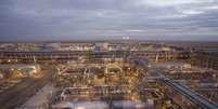 Planta da Saudi Aramco; ministro da Energia da Arábia Saudita, Abdulaziz bin Salman, anunciou descoberta de sete depósitos de petróleo e gás.  Foto: Saudi Aramco/Divulgação / Estadão