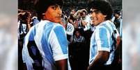 maradona e Ramón Díaz   Foto: Reprodução/Twitter VintageFooty / Esporte News Mundo