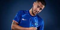 Eden Hazard, ex-atacante do Chelsea, lança novo uniforme da temporada 2024/25  Foto: Chelsea/Divulgação / Estadão