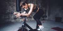 Treino de bicicleta ou esteira  Foto: Shutterstock / Sport Life