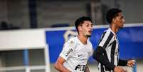 Miguel Nassif celebra vitória do Corinthians no clássico pelo Brasileiro sub-17.   Foto: Divulgação / Sport Club Corinthians Paulista / Esporte News Mundo