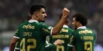 Flaco López durante comemoração do primeiro gol do Verdão.   Foto: Cesar Greco/Palmeiras. / Esporte News Mundo