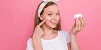 Influenciadoras mirins promovem "skincare" e colocam saúde de crianças e adolescentes em risco  Foto: iStock / Jairo Bouer