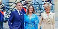 Janja da Silva foi recepcionada pelo presidente da França, Emmanuel Macron, e sua esposa, Brigitte  Foto: Cláudio Kbene/PR