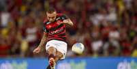 Everton Cebolinha pode ser desfalque do Flamengo contra o São Paulo  –  Foto: Marcelo Cortes/CRF / Jogada10