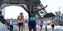 Caio Bonfim conquista a prata na marcha atlética  Foto: Gonzalo Fuentes / Reuters