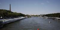 Vis&atilde;o do Rio Sena, em Paris, durante pol&ecirc;mica sobre a qualidade da &aacute;gua nos Jogos Ol&iacute;mpicos  Foto: REUTERS/Benoit Tessier