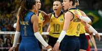 Este foi o primeiro confronto entre Brasil e Polônia no vôlei feminino em Olimpíadas  Foto: Natalia KOLESNIKOVA/AFP / Lance!